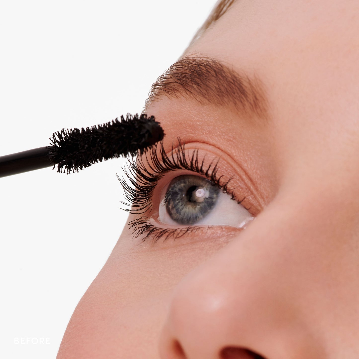 Kad Sampel Maskara Volumizing Beyond Lash™ - Dakwat Hitam